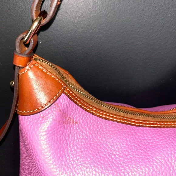 Dooney & Bourke Pink & Tan Pebble Grain Hobo bag -EUC- - Picture 8 of 16